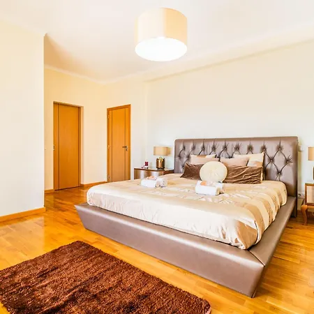 Golden Bay - Com Piscina Aquecivel E Jacuzzi - Вилла *