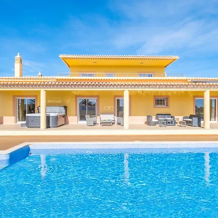 Golden Bay - Com Piscina Aquecivel E Jacuzzi - *